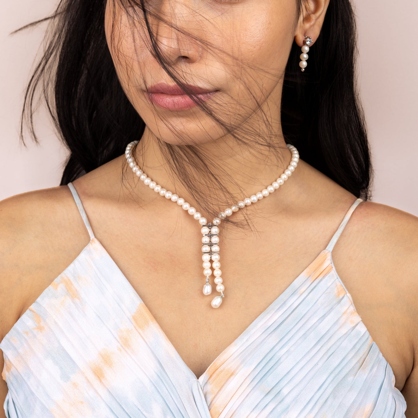 Pearl necklace set with earrings