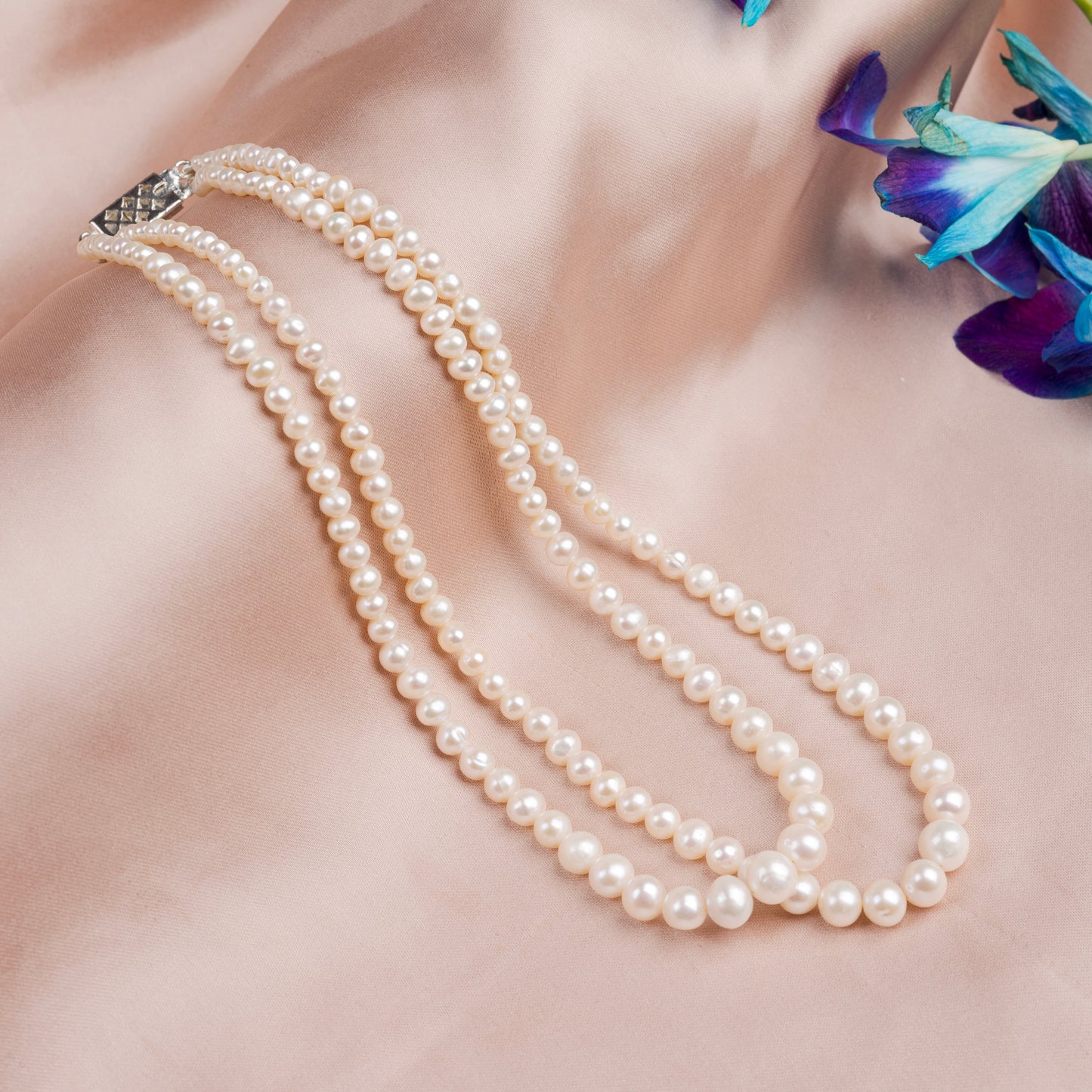 Double string white Pearl necklace