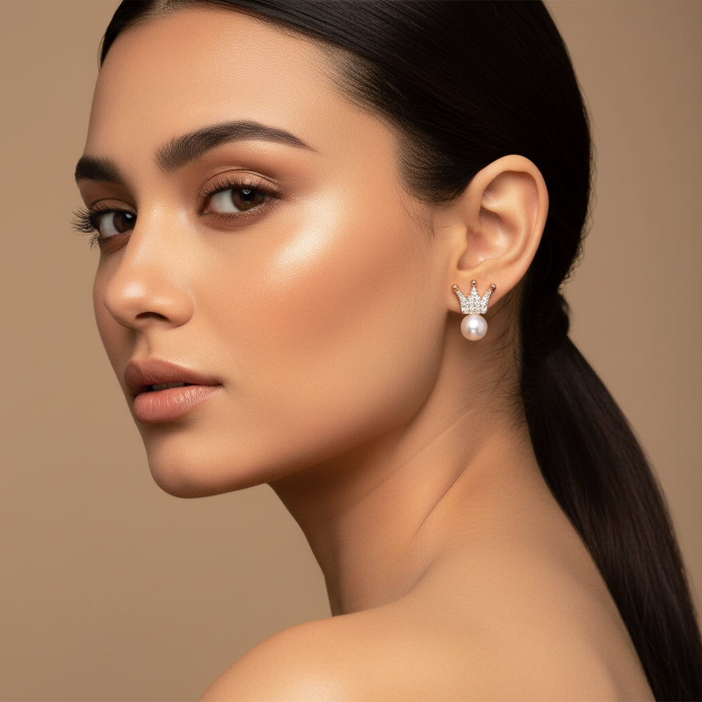 Crown-shaped real pearl earrings with diamonds