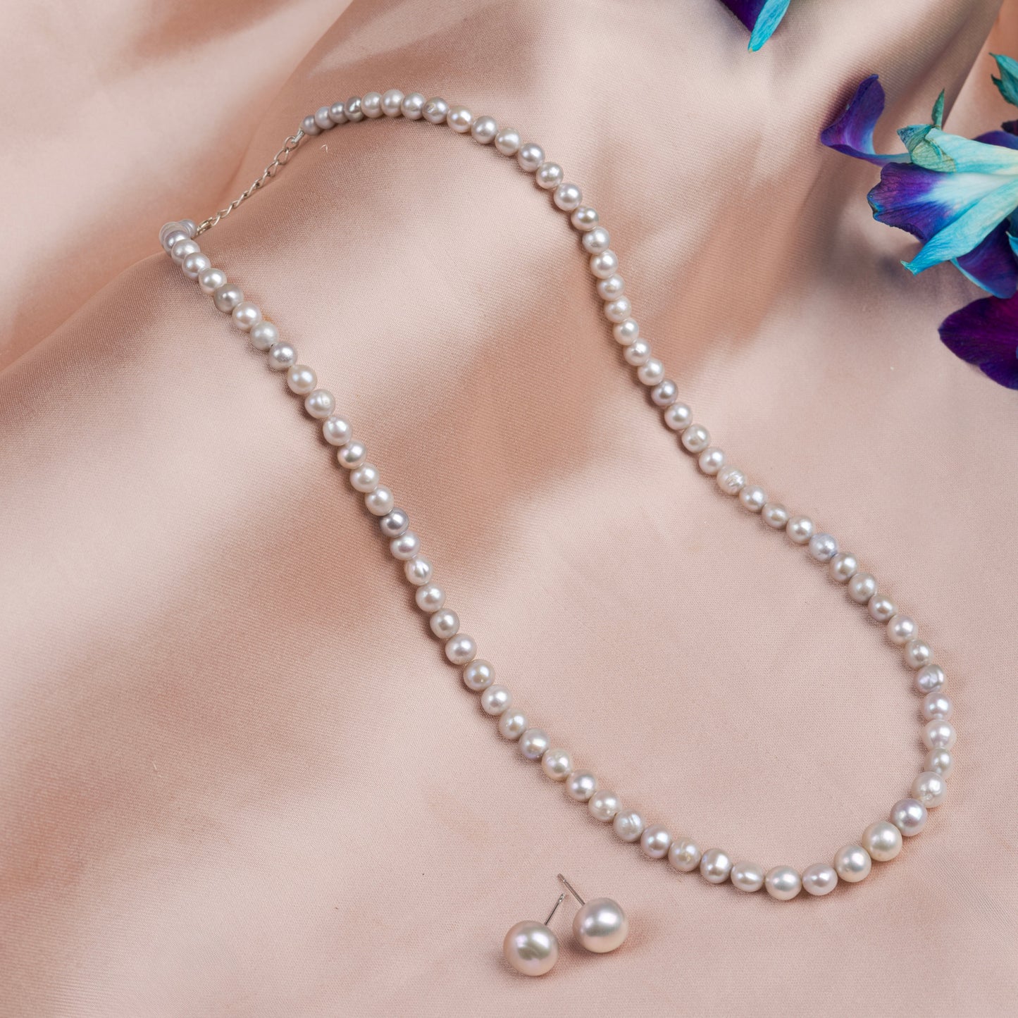real Pearl necklace and earrings 