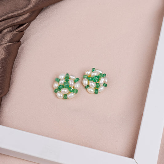 Emerald ice pearl studs