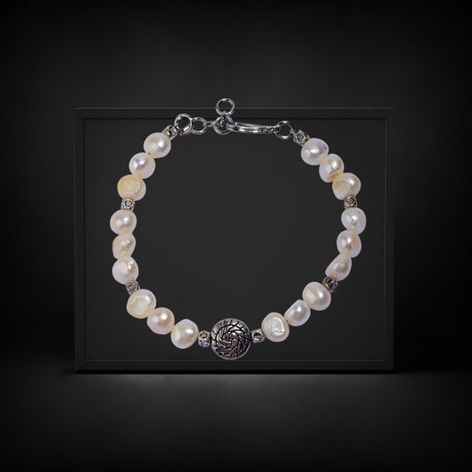 Uneven oxidized Pearl bracelet 