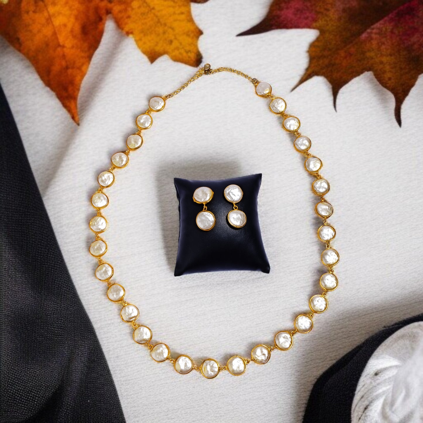 Baroque Pearl necklace set and earrings 