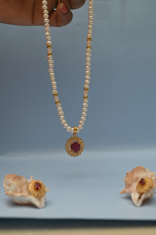 Pearl Pendant set with Earrings