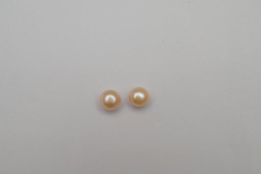 Pearl Studs