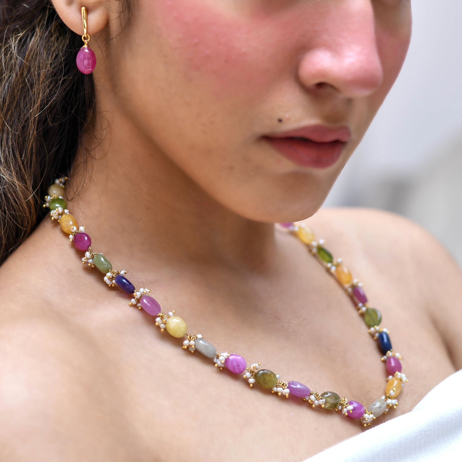 Real gem stones colorful beaded necklace and earrings 