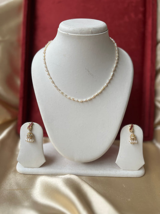 White Pearl Necklace