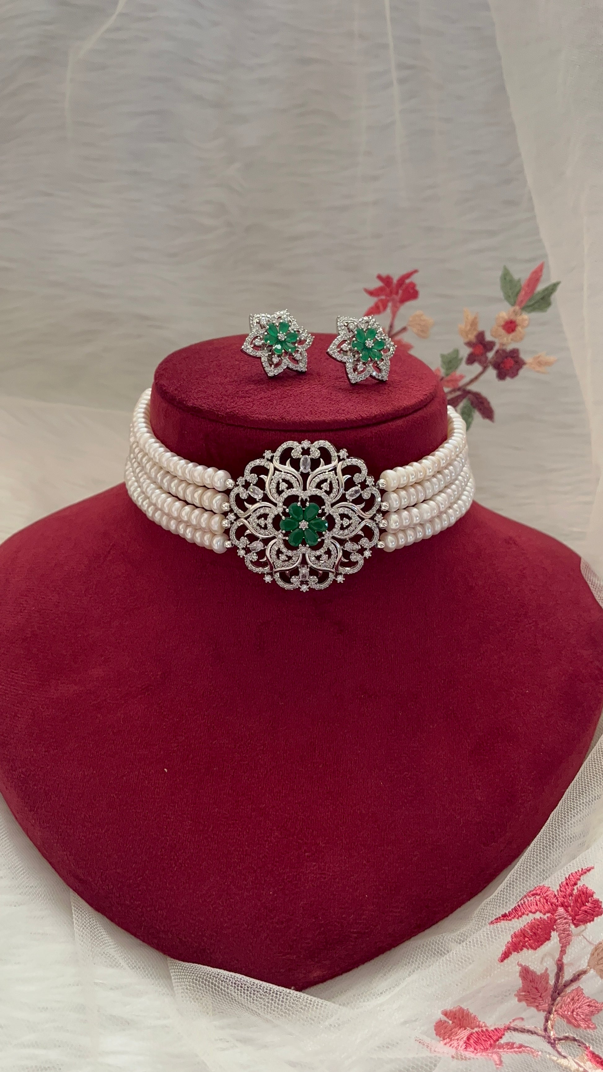 Pearl Choker Necklace Set