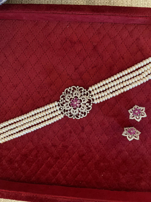 Kangana Pearl Choker Necklace Set