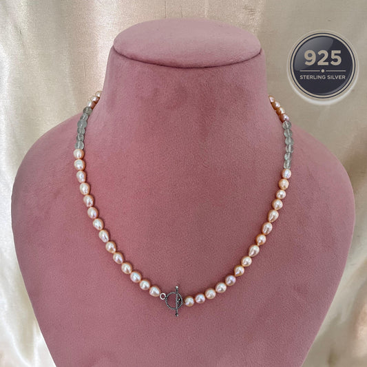 Pearl and gem stone necklace 