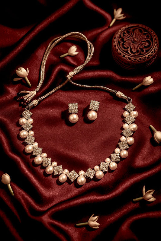 Gem Melody Pearl Necklace Set