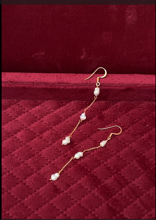 Pearl Gold Earrings