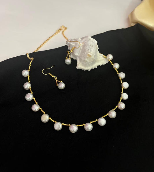 Sara  Pearl Charm Chain